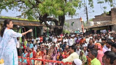 Photo of भाजप फक्त आश्वासन देणारी पार्टी, प्रणिती शिंदेंचा खोचक टोला!